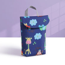 Load image into Gallery viewer, Waterproof fashion print baby Nappy bag
